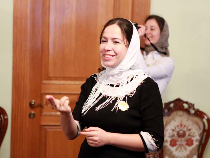назад