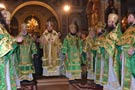 увеличить